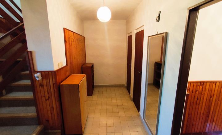 PREDANÉ, Rodinný dom 270 m2 v lukratívnej časti Banskej Bystrice – Tichá ulica - fotografia 9