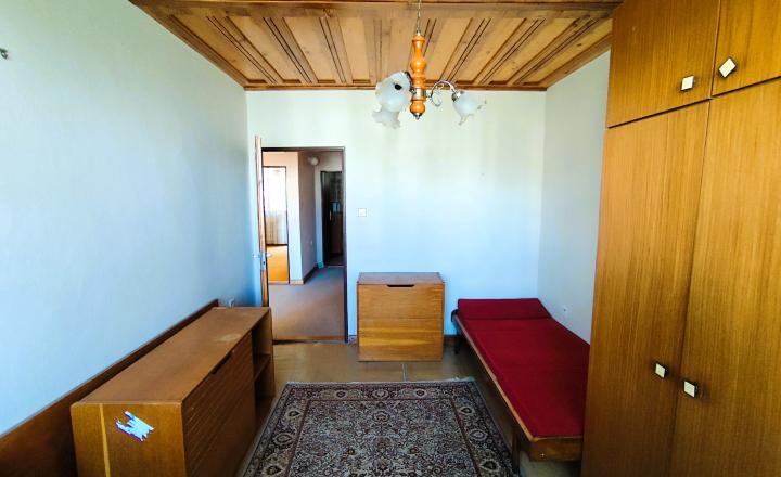 PREDANÉ, Rodinný dom 270 m2 v lukratívnej časti Banskej Bystrice – Tichá ulica - fotografia 26