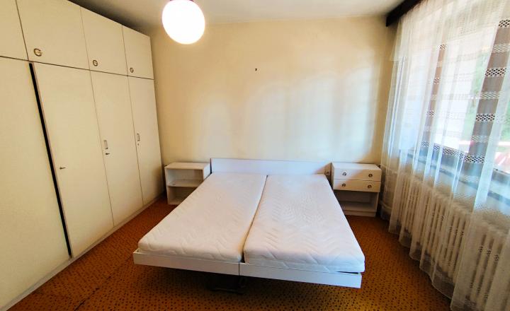 PREDANÉ, Rodinný dom 270 m2 v lukratívnej časti Banskej Bystrice – Tichá ulica - fotografia 21
